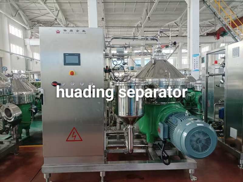 Good Separation Large Processing Capacity and Good Separation Effect with Oil Water ...